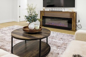 Smart TV - Modern Nokomis Home w/ Private Pool (Nokomis)
