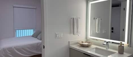 1 chambre, fer et planche Ă repasser, accĂšs Internet, draps fournis