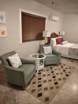 1 bedroom, iron/ironing board, free WiFi - Quaint 1-bedroom villa with AC in charming Rolleville Exuma Bahamas (Rolleville)