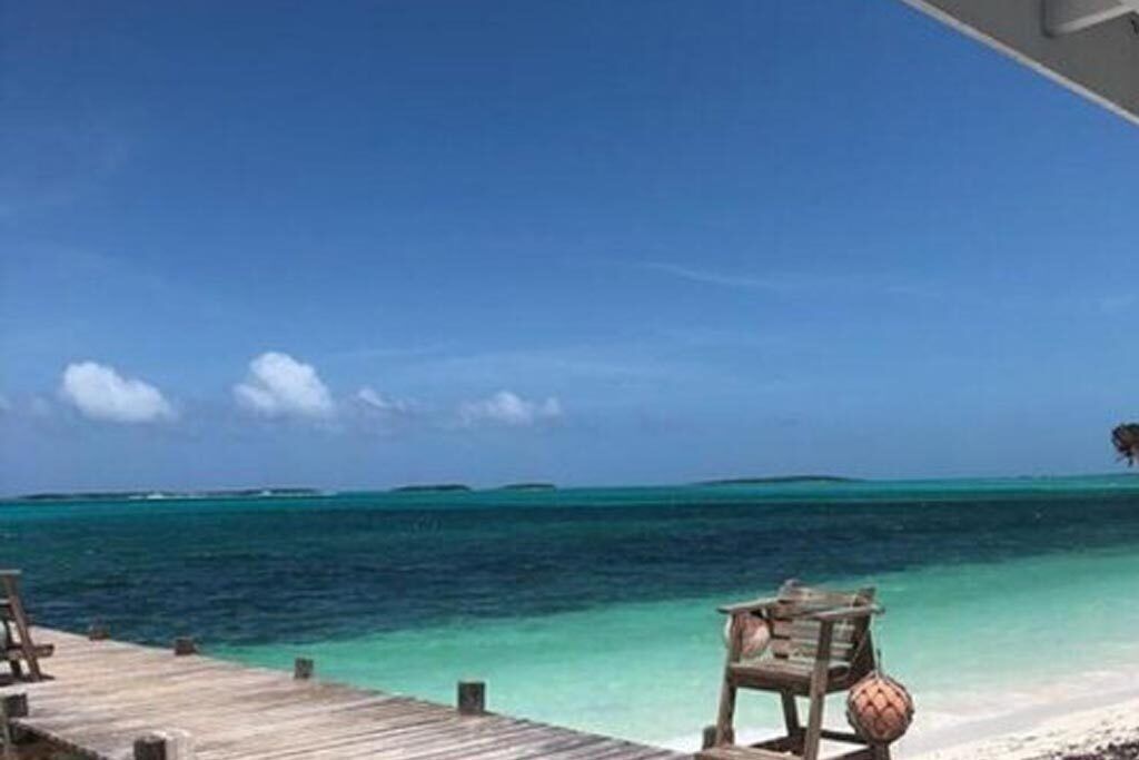 Sun loungers, beach towels