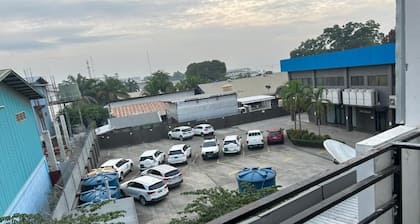 Room-tranquil Studio Retreat in Honiara,