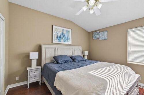 Superb 4-bedroom house in friendly Omaha neighborhood