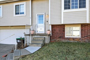 Exterior detail - Superb 4-bedroom house in friendly Omaha neighborhood (Omaha)