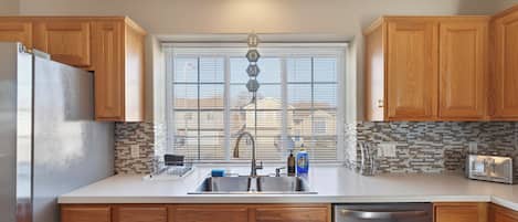 Microwave, oven, stovetop, dishwasher