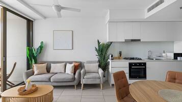 Iron/ironing board, free WiFi