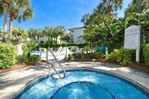 Pool - Only 3 minutes walk to the beach - Spacious Destin Home book 4 Prelaunch Rates! (Destin)