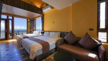 Quadruple Room, 2 Queen Beds, Balcony, Sea View | Soundproofing, free WiFi, wheelchair access