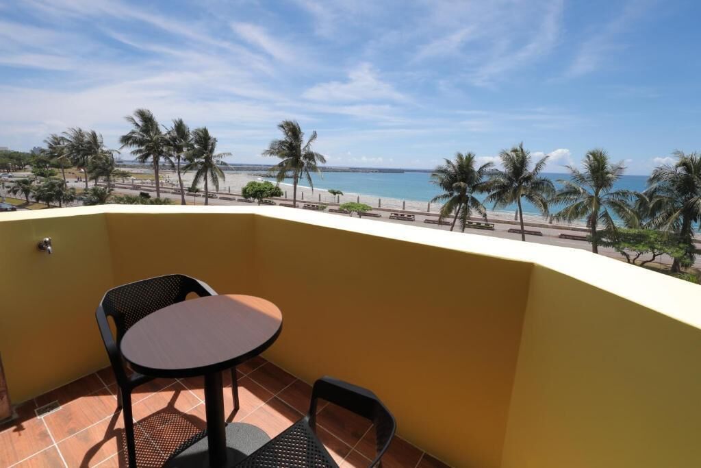 Deluxe Double Room, Balcony, Sea View | Outdoor dining