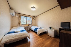 Quarto duplo básico | Wi-Fi de cortesia