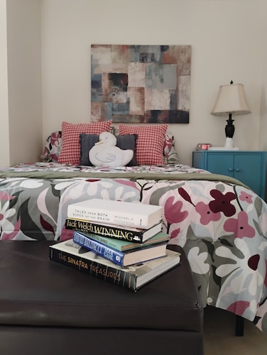 Home away from home retreat with ample nearby activities