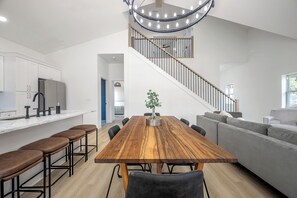 Dining - Ybor City Retreat Near Nightlife (Tampa)