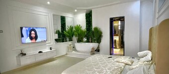 Luxury 4-bedroom condo in charm Ikoyi Mojisola Onikoyi Estate off Banana Island