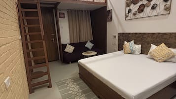 Camas plegables/adicionales y ropa de cama