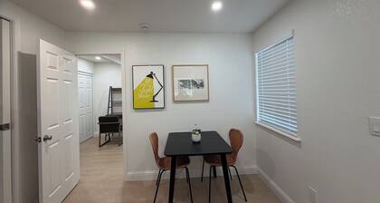 New! 8 mins to Superbowl/Free parking