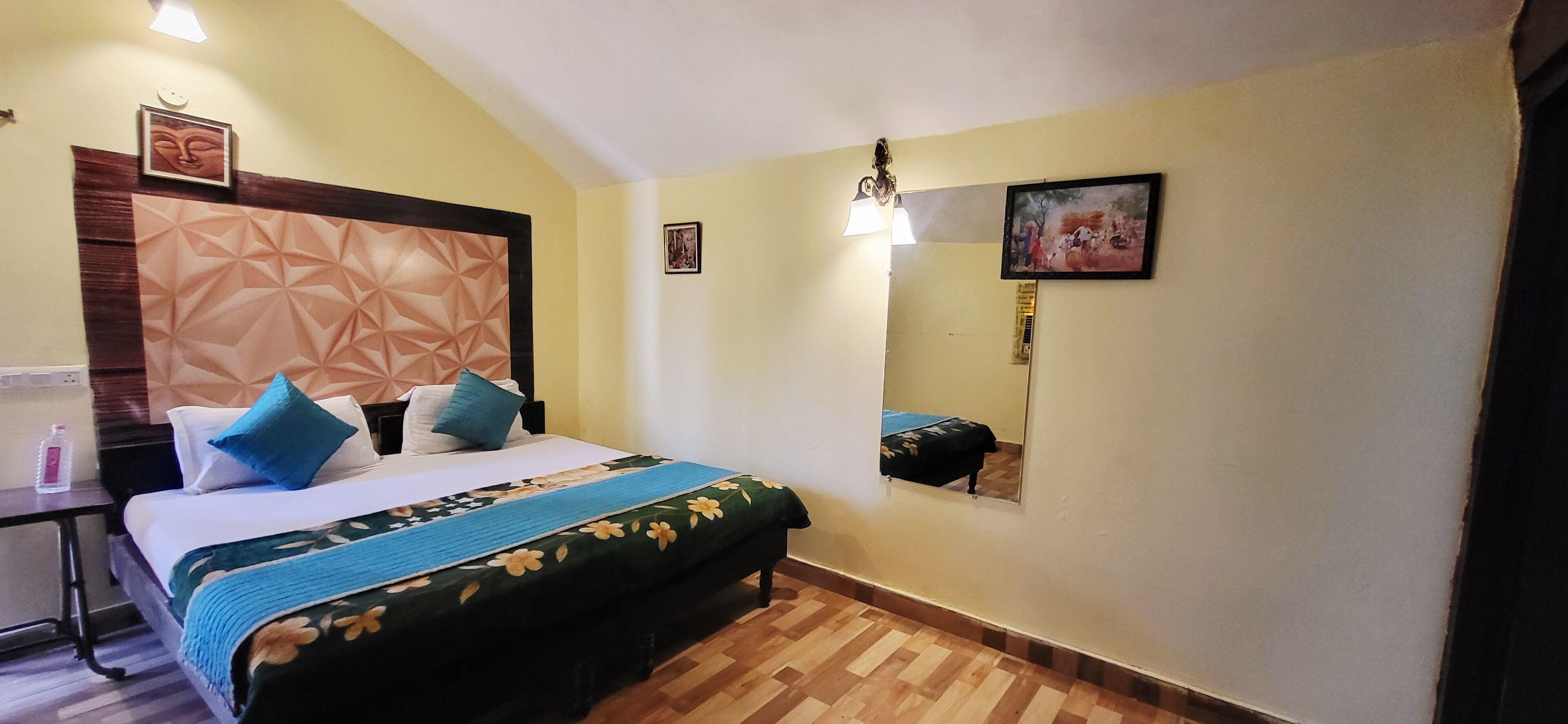 ห้องดีลักซ์, ระเบียง, วิวภูเขา | โต๊ะทำงาน, พื้นที่ทำงานแบบใช้แล็ปท็อป, Wi-Fi ฟรี