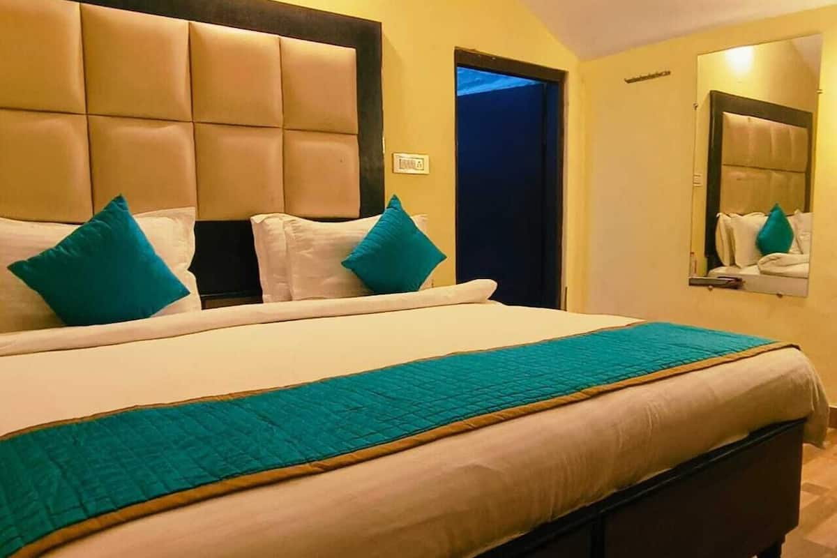 Camera familiare | Una scrivania, postazione laptop, Wi-Fi gratuito