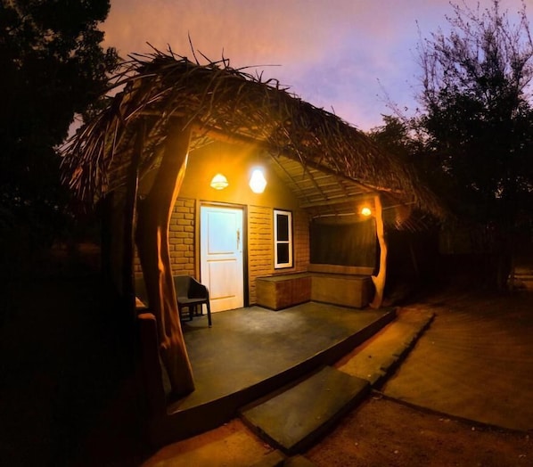 Deluxe Double Room, Patio, Garden View | Terrace/patio