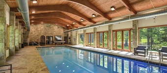 Grand River Estate IndoorPool/Swim Pond/25 Acres