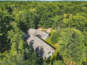 Exterior - Grand River Estate IndoorPool/Swim Pond/25 Acres (Thompson)