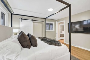 6 bedrooms, iron/ironing board, travel crib, WiFi