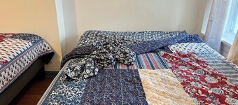 N1. north Philadelphia quiet one room, share 2 bathrooms,kitchen