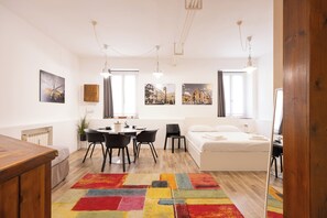 Iron/ironing board, WiFi, bed sheets - Studio Apartment Old Town (Verona)