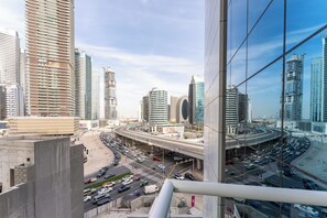 Property grounds - PVH - Burj Al Nujoom - Chic 2BR (Dubai)