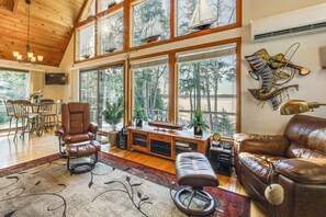 TV, fireplace, DVD player, books - Gateway to Acadia! Green Lake Home w/ Hot Tub (Dedham)