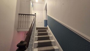 Interior - Spacious Harrow Hill Townhouse with Garden and EV (Greater London)