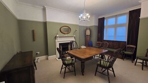 Dining - Spacious Harrow Hill Townhouse with Garden and EV (Greater London)