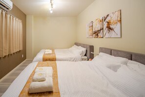 2 makuuhuonetta, silitysrauta/-lauta, Wi-Fi, vuodevaatteet