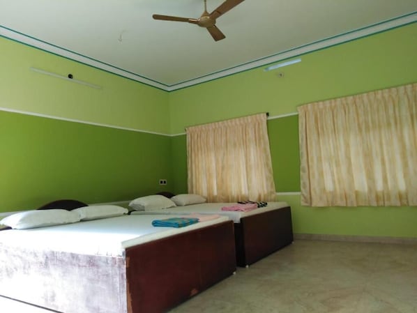 Villa | In-room safe - VLS HOLIDAY HOME (Nagercoil)