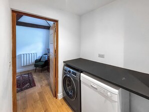 Interior - 1 bedroom accommodation in Guildford (Guildford)