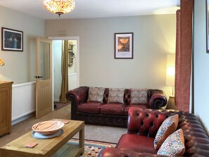 TV, fireplace - 3 bedroom accommodation in Cullen, near Buckie (Buckie)