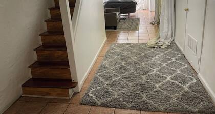 N2 north philadelphia , quiet one room