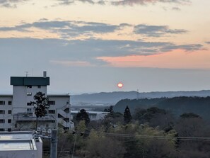 A building with a flat roof and a small antenna on top. - Daido Garden Hotel Yunoyama SPA Resort (Komono)