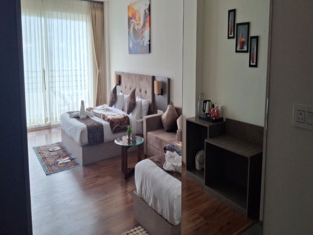 Deluxe Double Room, Hill View | Desk, laptop workspace, free WiFi