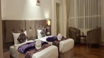 Comfort Twin Room, Hill View | Spa