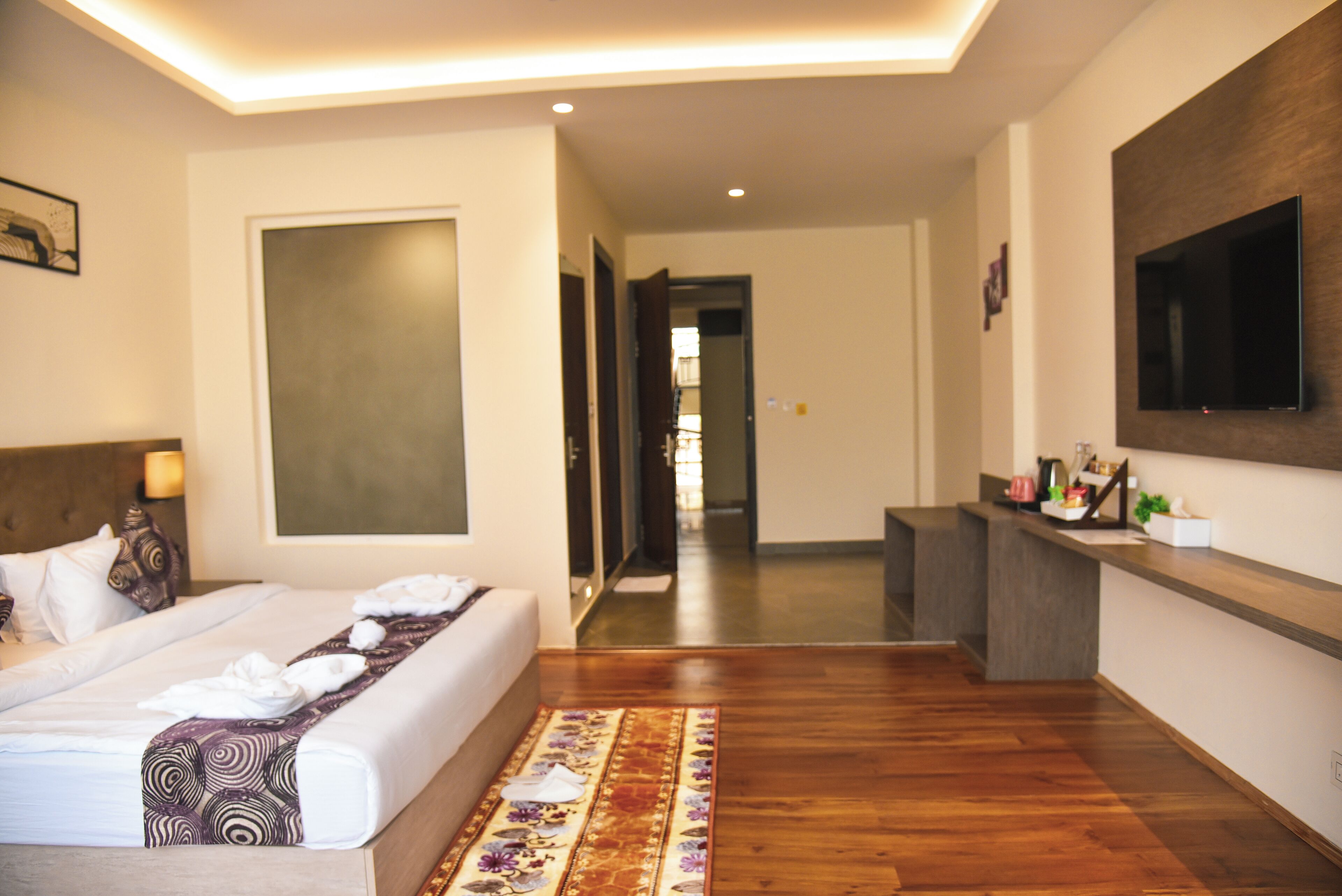 Quarto casal luxo, vista para a colina | Escrivaninha, espaço de trabalho para notebook, Wi-Fi de cortesia