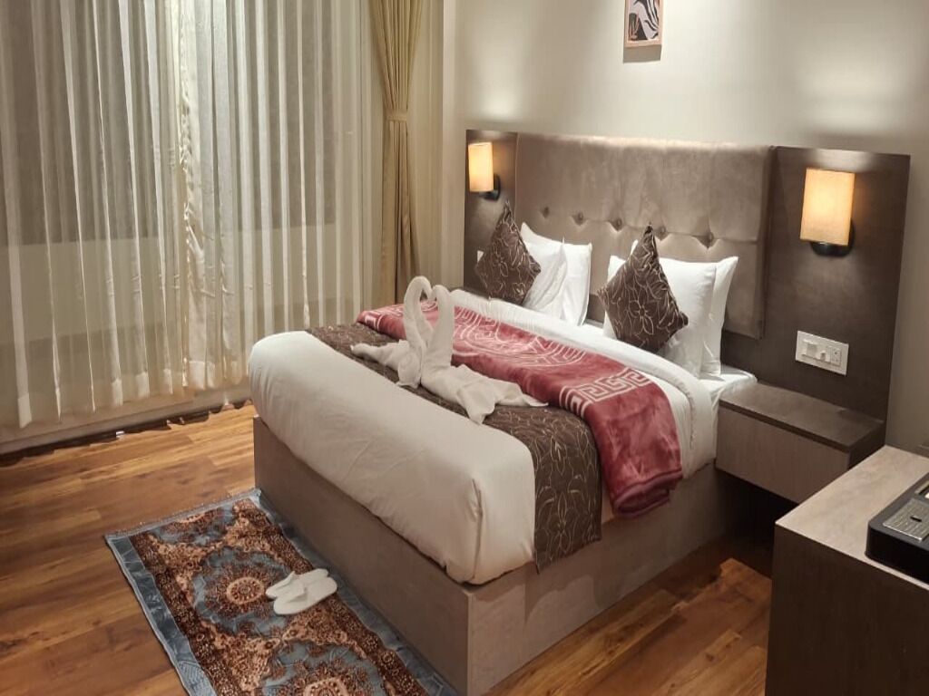 Deluxe Double or Twin Room, Balcony, City View | Desk, laptop workspace, free WiFi