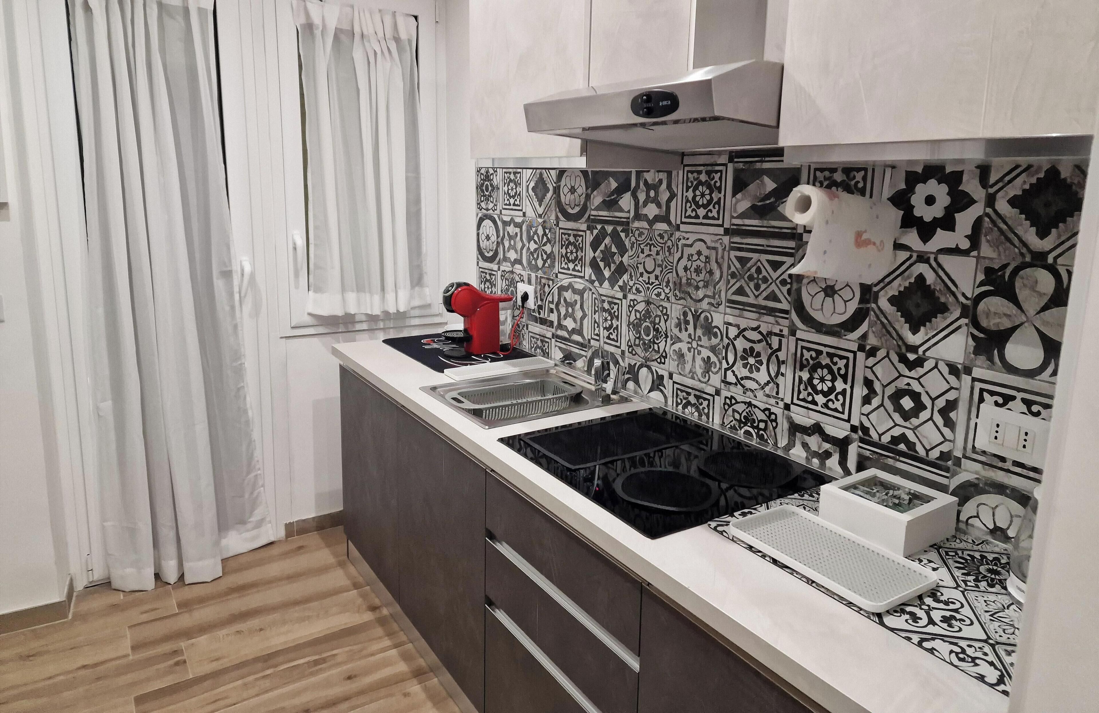 ميكروويف، فرن، موقد طهي مسطح، غسالة أطباق