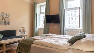 Basic Apartment | Iron/ironing board, free WiFi