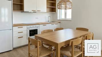 Luxury Condo, Partial Sea View | Private kitchen | Full-size fridge, microwave, oven, stovetop