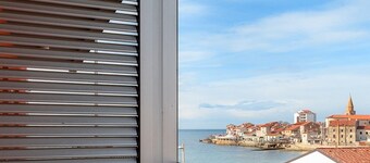 Ares 14 - Modern apartment with sea view, quiet location and close to the beach 20 m.