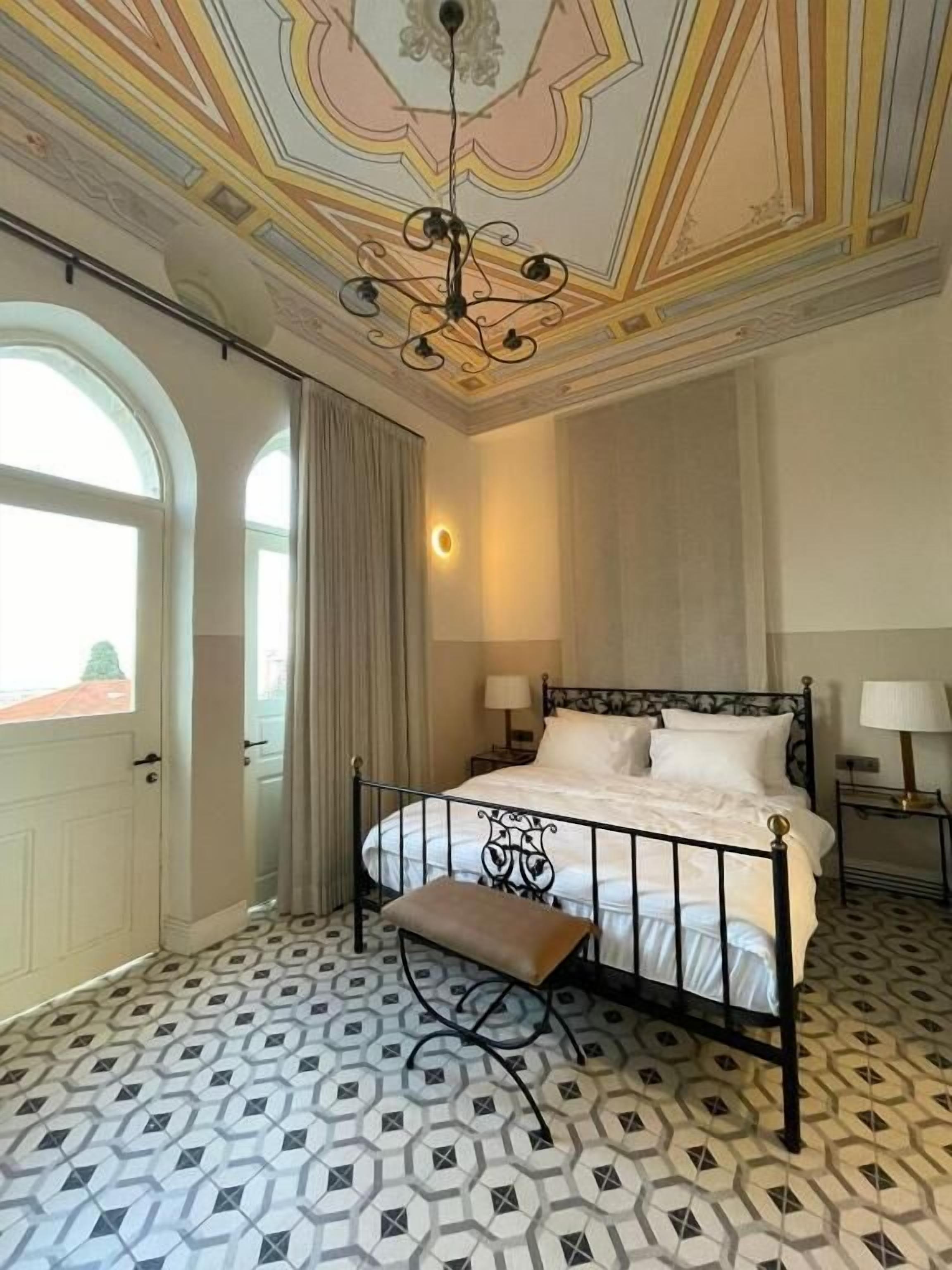 Comfort Double Room, Non Smoking, City View | In-room safe, blackout drapes, iron/ironing board, free WiFi