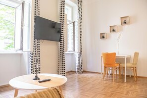 Basic Apartment | Interior - Cozy 1BR Long Stay Near Waldmullerpark (Vienna)