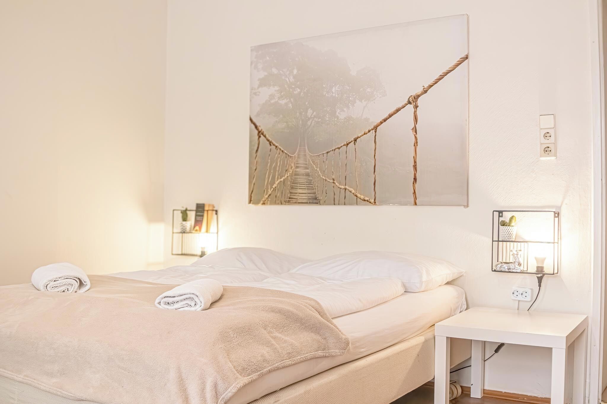 Basic Apartment | Laptop workspace, iron/ironing board, free WiFi