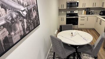Maison, 1 chambre | Salle à manger