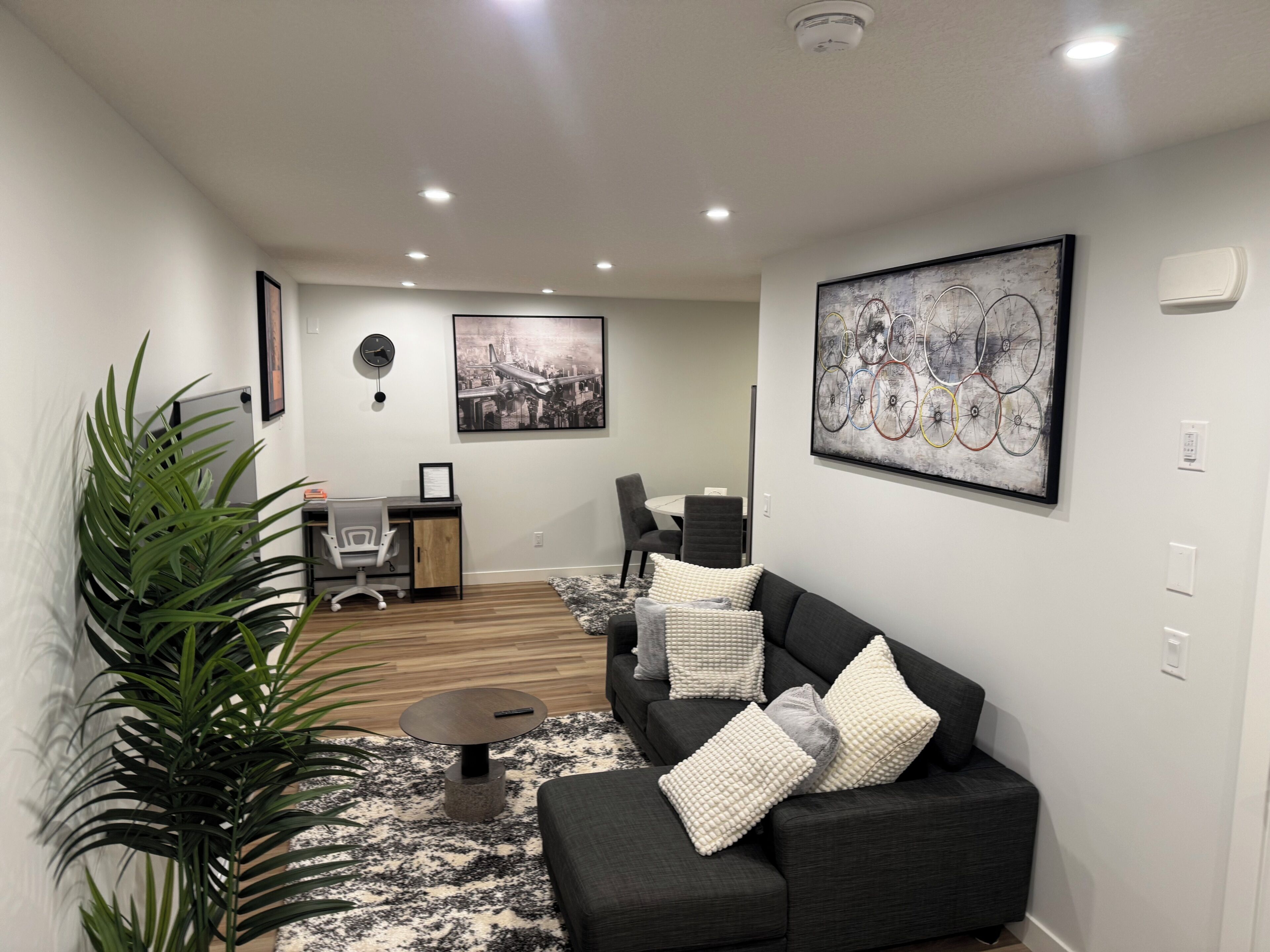 House, 1 Bedroom | Living room