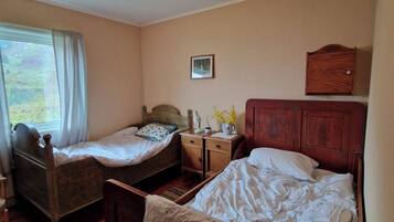 3 bedrooms